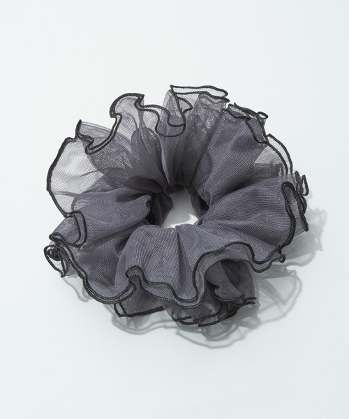 GOLDY（ゴールディ）の「パイピング フリル ビッグ シュシュ（シュシュ・レディース・ホワイト/レッド/グリーン/ブラック/グレー・FREE）」の14枚目の写真