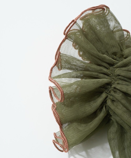 GOLDY（ゴールディ）の「パイピング フリル ビッグ シュシュ（シュシュ・レディース・ホワイト/レッド/グリーン/ブラック/グレー・FREE）」の16枚目の写真