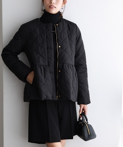 Pierrot（ピエロ）の「ノーカラーフレアキルティングブルゾン（ブルゾン・レディース・ブラック/アイボリー/グレイッシュベージュ/ネイビー/カーキ系・S/M/L）」の3枚目の写真