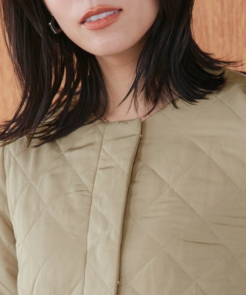 Pierrot（ピエロ）の「ノーカラーフレアキルティングブルゾン（ブルゾン・レディース・ブラック/アイボリー/グレイッシュベージュ/ネイビー/カーキ系・S/M/L）」の10枚目の写真