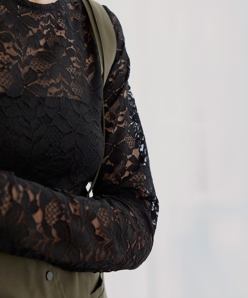 MIELI INVARIANT（ミエリインヴァリアント）の「Lace Sheer Long Tee（Tシャツ/カットソー・レディース・ブラック/ホワイト・FREE）」の7枚目の写真