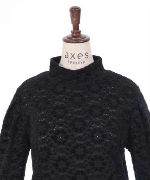 axes femme(アクシーズファム)の「レースフレア袖起毛レースプルオーバー(Tシャツ/カットソー・レディース・ブラック/ホワイト/クリーム・FREE)」の4枚目の写真
