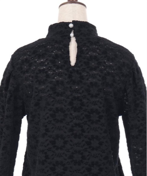 axes femme(アクシーズファム)の「レースフレア袖起毛レースプルオーバー(Tシャツ/カットソー・レディース・ブラック/ホワイト/クリーム・FREE)」の7枚目の写真