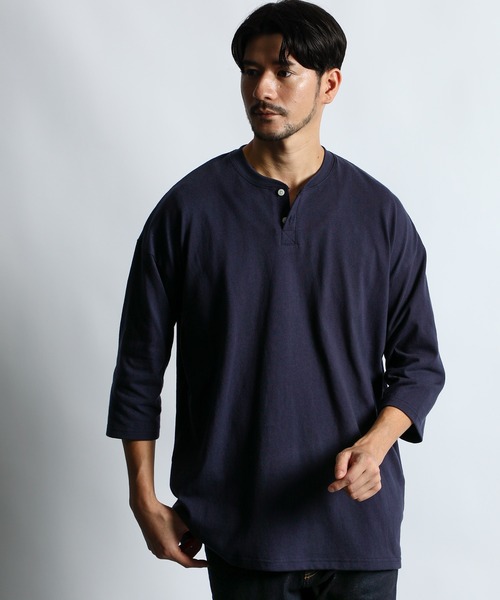 LANVIN en Bleu(ランバンオンブルー)の「8オンス ヘビーウェイト オーバーサイズ 7分袖 ヘンリーTシャツ(Tシャツ/カットソー・メンズ・ホワイト/グレイッシュベージュ/ネイビー・46/48/52/50)」の8枚目の写真