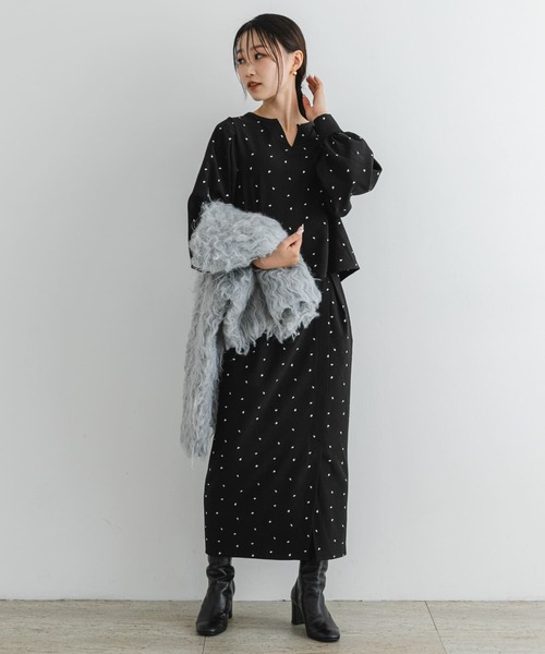 F by ROSSO（エフバイロッソ）の「F by ROSSO　ハート刺繍2WAYブラウス（シャツ/ブラウス・レディース・チャコールグレー/ブラック・FREE）」の13枚目の写真