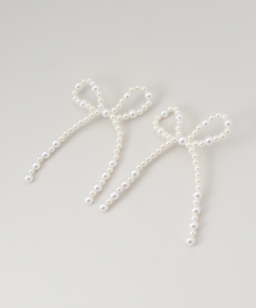 Casselini(キャセリーニ)の「Casselini/キャセリーニ リボンビーズピアス 243-110106(その他ヘアアクセサリー・レディース・ブラック/ホワイト・FREE)」の2枚目の写真