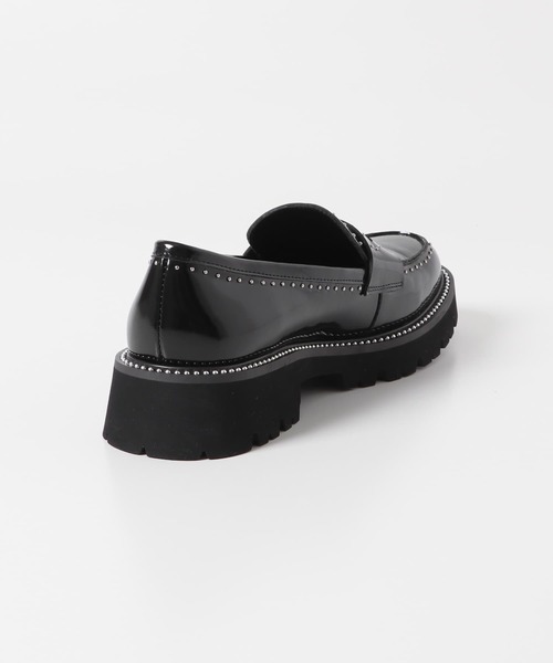MOHI（モヒ）の「MOHI スタッズローファー（ローファー）」 - WEAR