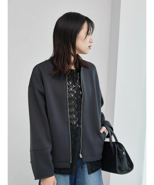 Samansa Mos2 blue（サマンサモスモスブルー）の「リサイクルダンボールジャケット（ノーカラージャケット・レディース・キナリ/グレー/チャコールグレー・F）」の15枚目の写真