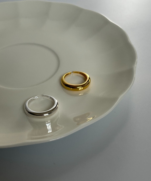 silver925 × ciite' (シルバーキューニーゴシーテ)の「【silver925】 chubby ring(リング・レディース・シルバー/ゴールド・FREE)」の7枚目の写真