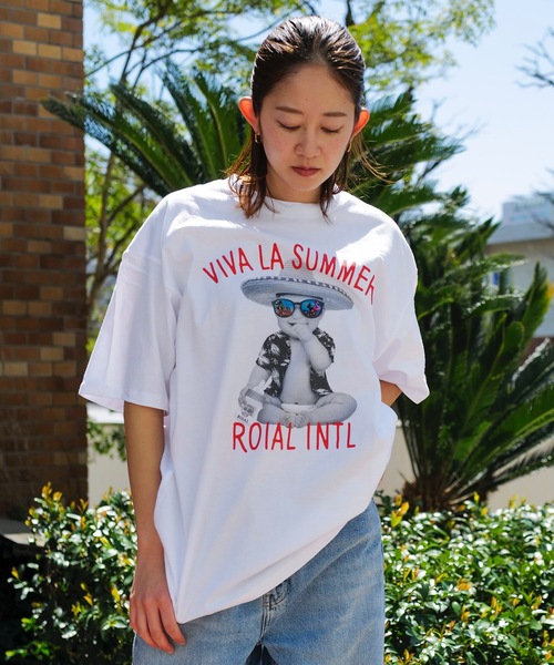 roial（ロイアル）の「DESIGN TEE/ROIAL(ロイアル)スタンダードフィットベイビープリント半袖Tシャツ（Tシャツ/カットソー・メンズ・カーキ/ホワイト・LARGE/MEDIUM）」の5枚目の写真