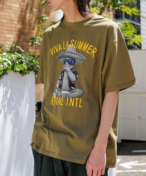 roial（ロイアル）の「DESIGN TEE/ROIAL(ロイアル)スタンダードフィットベイビープリント半袖Tシャツ（Tシャツ/カットソー・メンズ・カーキ/ホワイト・LARGE/MEDIUM）」の17枚目の写真