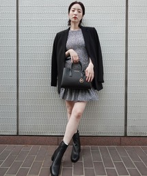 【新着】マイケルコース 黒レオパード柄長袖ミニドレス 送料込 美品 MICHAEL KORS ハーフジップロゴテープドレス Sサイズ 半袖