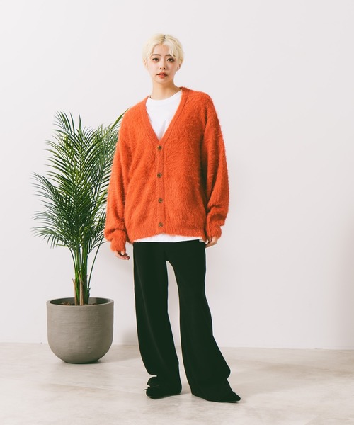 ROUGH TRADE(ラフトレード)の「【ROUGH TRADE/ラフトレード】シャギーVネックカーディガン(カーディガン/ボレロ・メンズ・グレー系その他/オレンジ系その他/ブラック系その他・MEDIUM/LARGE/X-LARGE)」の12枚目の写真