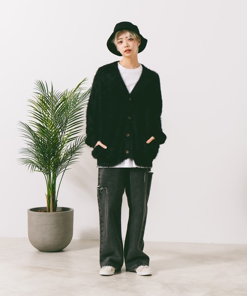 ROUGH TRADE(ラフトレード)の「【ROUGH TRADE/ラフトレード】シャギーVネックカーディガン(カーディガン/ボレロ・メンズ・グレー系その他/オレンジ系その他/ブラック系その他・MEDIUM/LARGE/X-LARGE)」の4枚目の写真