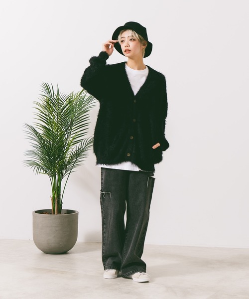 ROUGH TRADE(ラフトレード)の「【ROUGH TRADE/ラフトレード】シャギーVネックカーディガン(カーディガン/ボレロ・メンズ・グレー系その他/オレンジ系その他/ブラック系その他・MEDIUM/LARGE/X-LARGE)」の5枚目の写真