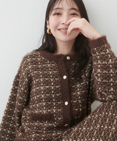 natural couture（ナチュラルクチュール）の「フェザー使い