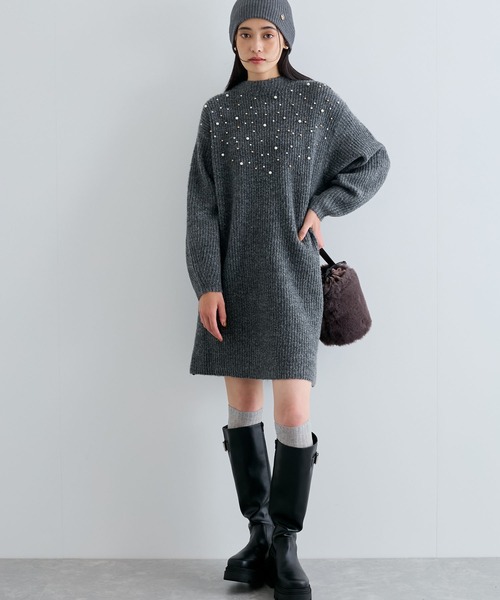 VIS(ビス)の「ビジュー付きニットワンピース(ワンピース・レディース・グレー/レッド/キナリ・FREE)」の19枚目の写真
