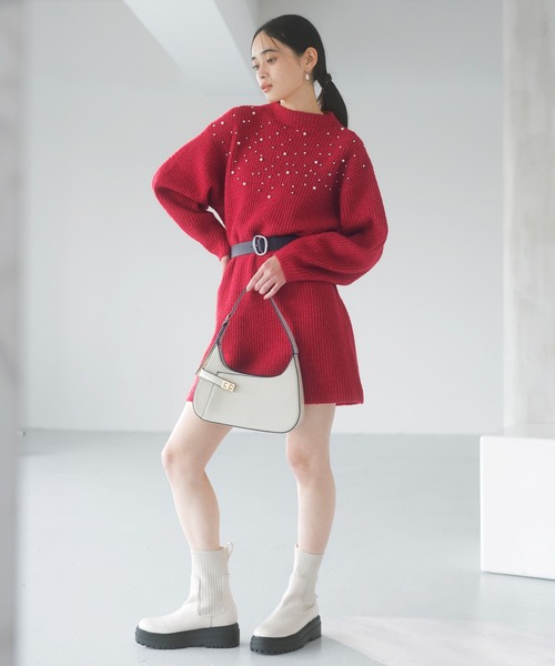 VIS(ビス)の「ビジュー付きニットワンピース(ワンピース・レディース・グレー/レッド/キナリ・FREE)」の11枚目の写真