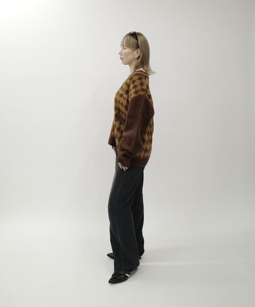 WHO'S WHO gallery（フーズフーギャラリー）の「【UNISEX】BLESSYOUダイヤ柄モヘアジップカーディガン（カーディガン/ボレロ・レディース・ブラウン/ブラック・MEDIUM）」の3枚目の写真