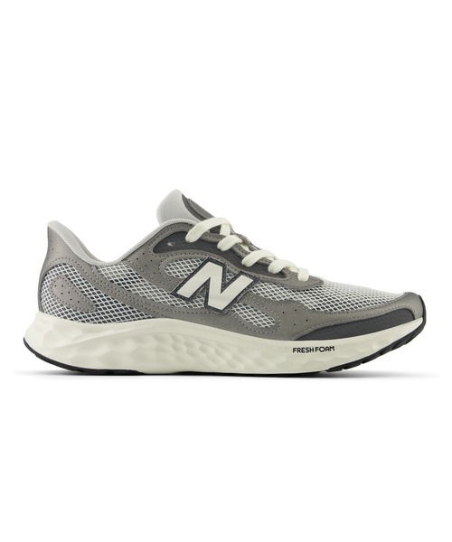 セール】Fresh Foam Arishi v4（スニーカー）｜New Balance