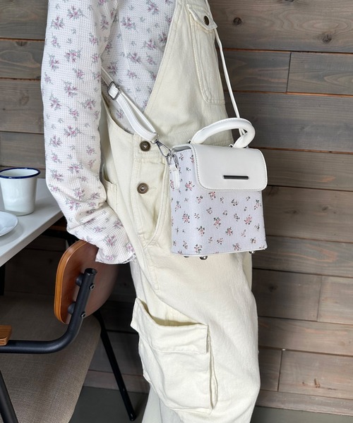 poiregnee（ポワニェ）の「［select］花柄バッグ（ショルダーバッグ・レディース・ブルー/ピンク・FREE）」の16枚目の写真