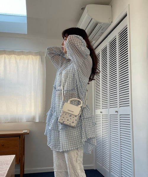 poiregnee（ポワニェ）の「［select］花柄バッグ（ショルダーバッグ・レディース・ブルー/ピンク・FREE）」の3枚目の写真