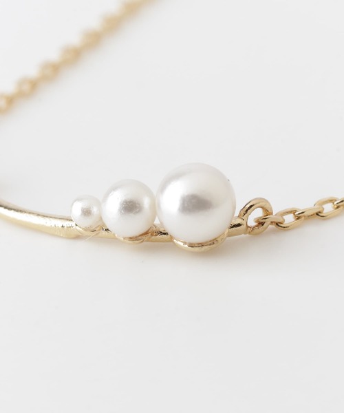 URBAN RESEARCH ROSSO WOMEN（アーバンリサーチ　ロッソ）の「パールアクセントネックレス（ネックレス・レディース・ゴールド・FREE）」の6枚目の写真