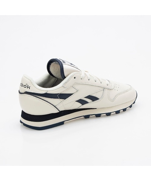 Kinetics(キネティクス)の「Reebok CLASSIC LEATHER 1983 VINTAGE(リーボック クラシックレザー 1983 ヴィンテージ)(スニーカー・メンズ・ホワイト系1/ホワイト系2・23cm/23.5cm/24cm/24.5cm/25cm/25.5cm/26cm/26.5cm/27cm/27.5cm/28cm/28.5cm/29cm)」の17枚目の写真