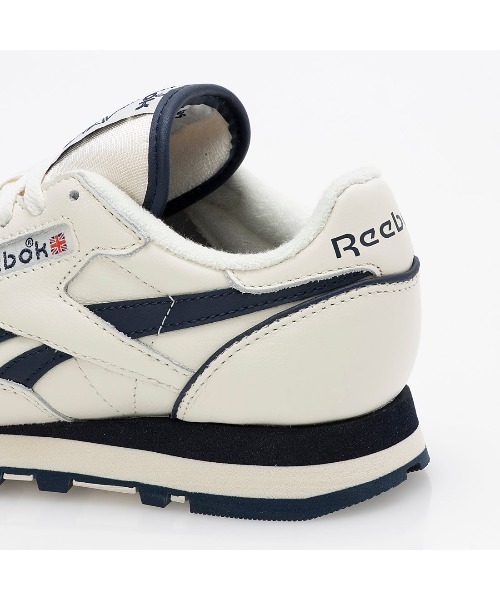 Kinetics(キネティクス)の「Reebok CLASSIC LEATHER 1983 VINTAGE(リーボック クラシックレザー 1983 ヴィンテージ)(スニーカー・メンズ・ホワイト系1/ホワイト系2・23cm/23.5cm/24cm/24.5cm/25cm/25.5cm/26cm/26.5cm/27cm/27.5cm/28cm/28.5cm/29cm)」の18枚目の写真