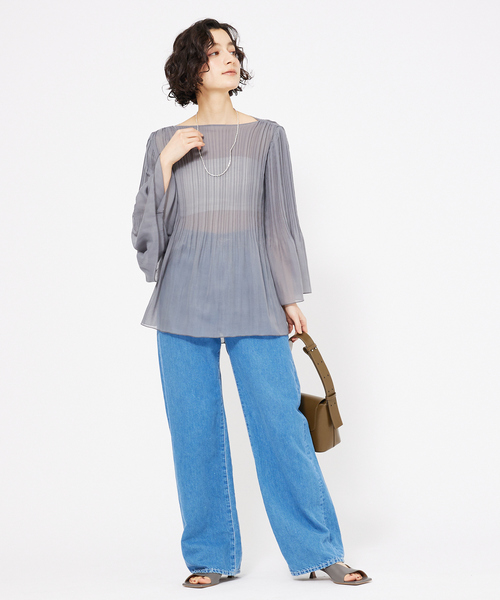 qualite(カリテ)の「ランダムプリーツフレアーブラウス/春服/オフィスカジュアル/シアーシャツ(シャツ/ブラウス・レディース・オフホワイト/チャコールグレー・フリー)」の13枚目の写真