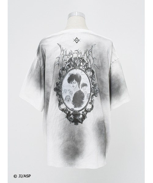 タグ付き 伊藤潤二 四つ辻の美少年&amp;富江 Tシャツ Lサイズ 描き下ろし 完売品 伊藤潤二/四つ辻の美少年＆富江 Tシャツ/ブラック｜墓場の画廊ONLINE STORE