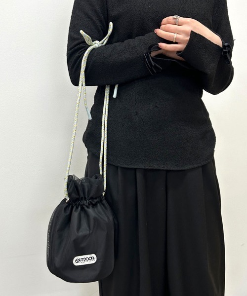 OUTDOOR PRODUCTS（アウトドアプロダクツ）の「【OUTDOOR PRODUCTS】巾着バッグ [151101]（ハンドバッグ・レディース・ベージュ/ブラック/パープル・F）」の21枚目の写真