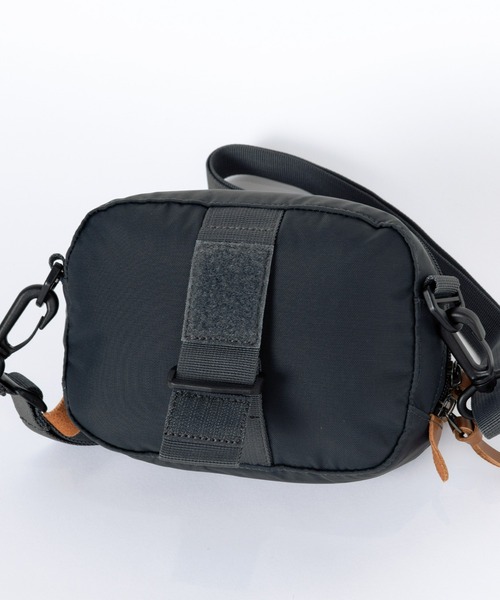 karrimor(カリマー)の「VT pouch(ボディバッグ/ウエストポーチ・メンズ・ネイビー/アイボリー/ブラック/チャコールグレー・FREE)」の13枚目の写真