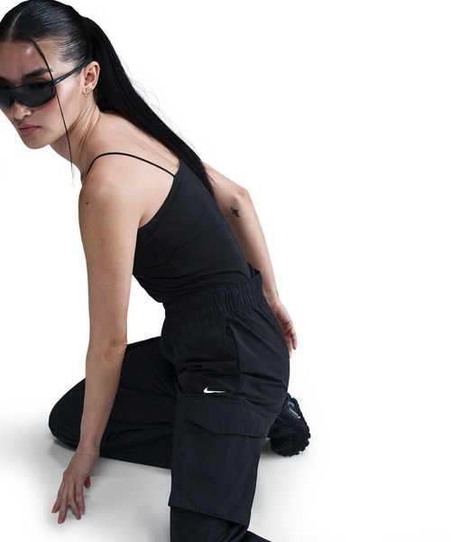 NIKE（ナイキ）の「NIKE WMNS EVRTHNG WVN MR CRGO P HM6977（カーゴパンツ・レディース・ブラウン/ブラック・XS/S）」の8枚目の写真