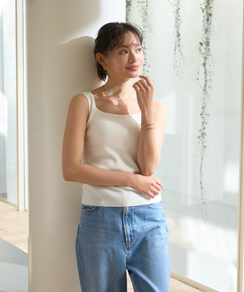 Rouge vif（ルージュヴィフ）の「スクエアネックリブタンクトップ（タンクトップ・レディース・オフホワイト/ブラック/ベージュ・フリー）」の8枚目の写真