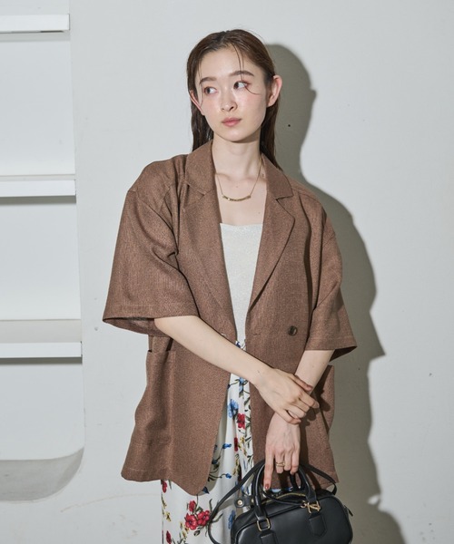 Shelly island（シェリーアイランド）の「バックスリット半袖テラードジャケット（テーラードジャケット・レディース・ブラック/ブラウン・FREE）」の4枚目の写真