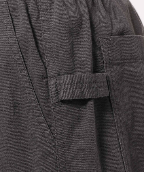 niko and...（ニコアンド）の「レイヤードライクスリットパンツ（その他パンツ・レディース・ブラック/アイボリー/カーキ/イエロー・FREE）」の21枚目の写真