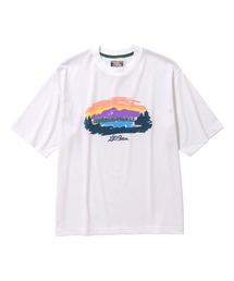 【JAPAN EDITION】カントン・マウンテン・レイク・グラフィック・ティ