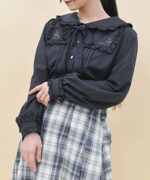 セール】バブーシュカ付ウサギ刺繍ブラウス（シャツ/ブラウス
