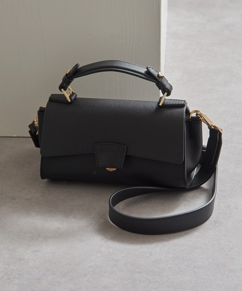 LORISTELLA（ロリステッラ）の「【LORISTELLA】レザーフラップ2WAYハンドバッグ ショルダーバッグ BETTILOU 2837N（ショルダーバッグ・レディース・ピンク/ブラック/グレイッシュベージュ・FREE）」の2枚目の写真