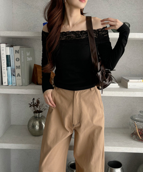 Ada.(エイダ)の「レース切り替え オフショル カットソー(Tシャツ/カットソー・レディース・ブラック/ホワイト・FREE)」の7枚目の写真