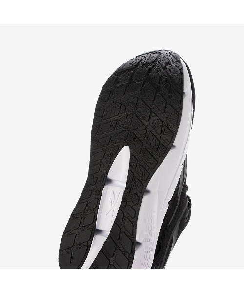 Reebok(リーボック)の「ジグ二ション / ZIGNITION(スニーカー・レディース・ホワイト/ブラック・22.5cm/23.0cm/23.5cm/24.5cm/24.0cm/25.0cm/25.5cm/26.0cm)」の8枚目の写真