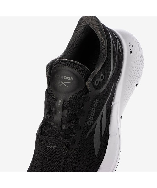 Reebok(リーボック)の「ジグ二ション / ZIGNITION(スニーカー・レディース・ホワイト/ブラック・22.5cm/23.0cm/23.5cm/24.5cm/24.0cm/25.0cm/25.5cm/26.0cm)」の10枚目の写真
