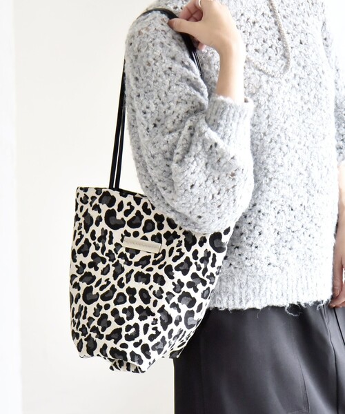 quaranciel（カランシエル）の「quaranciel: 2way アニマル トートバッグ（トートバッグ・レディース・キャメル/チャコールグレー/ブラック・ONE SIZE）」の16枚目の写真