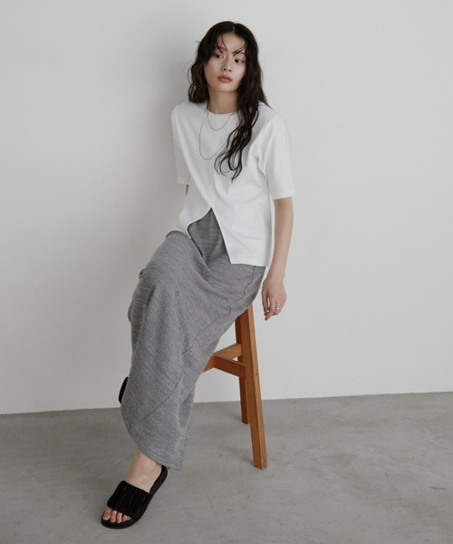 Aunt Marie's(アントマリーズ)の「センタースリットハーフスリーブトップス(Tシャツ/カットソー・レディース・ブラック/ホワイト/グリーン・FREE)」の6枚目の写真