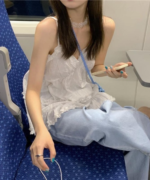 Mejoul（メジュール）の「フリルビスチェチュニック ドット柄 ティアード アウトキャミ ストラップ調整可能（キャミソール・レディース・ホワイト/ブラック・F）」の8枚目の写真