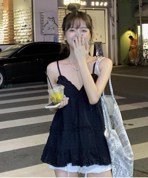 Mejoul（メジュール）の「フリルビスチェチュニック ドット柄 ティアード アウトキャミ ストラップ調整可能（キャミソール・レディース・ホワイト/ブラック・F）」の12枚目の写真