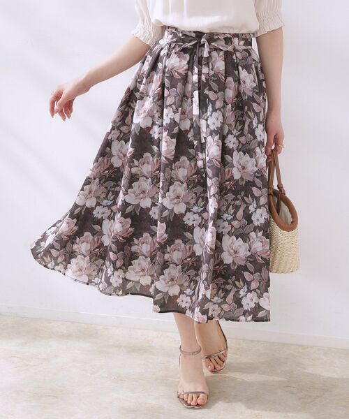 couture brooch(クチュールブローチ)の「【きれいめ・通勤】細リボン付きパレットボイルスカート(スカート・レディース・ブラウン系その他/サックスブルー/ネイビー/ブラウン系その他2・36/38/40/42)」の17枚目の写真