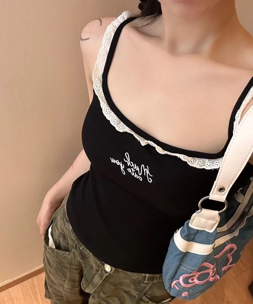 SHEPP(シープ)の「カップ付き レタリング フリルレース キャミ(キャミソール・レディース・ホワイト/ピンク/サックスブルー/ブラック・F)」の15枚目の写真