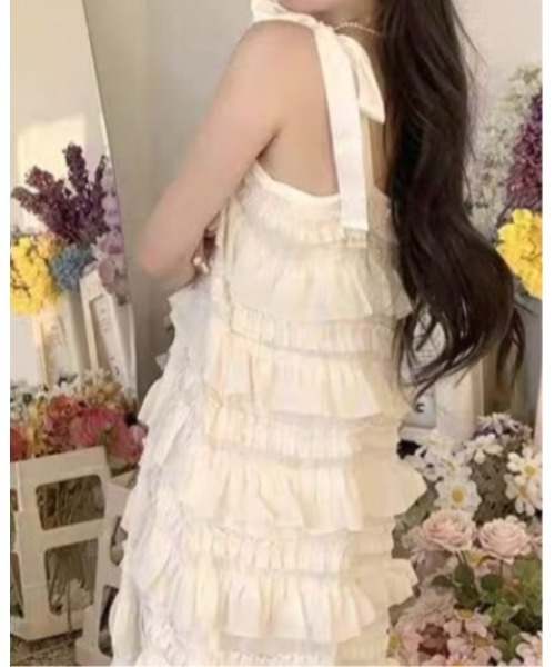 ミニ丈フリルワンピース♡フェミニンデザイン☆お洒落コーデに最適 ミニ丈フリルワンピース♡フェミニンデザイン☆お洒落コーデに最適